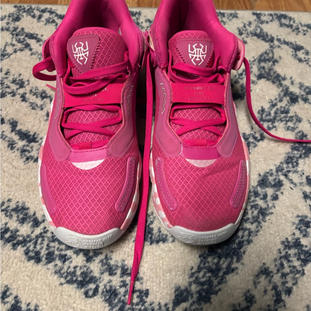 Men's Pink Athletic Shoes